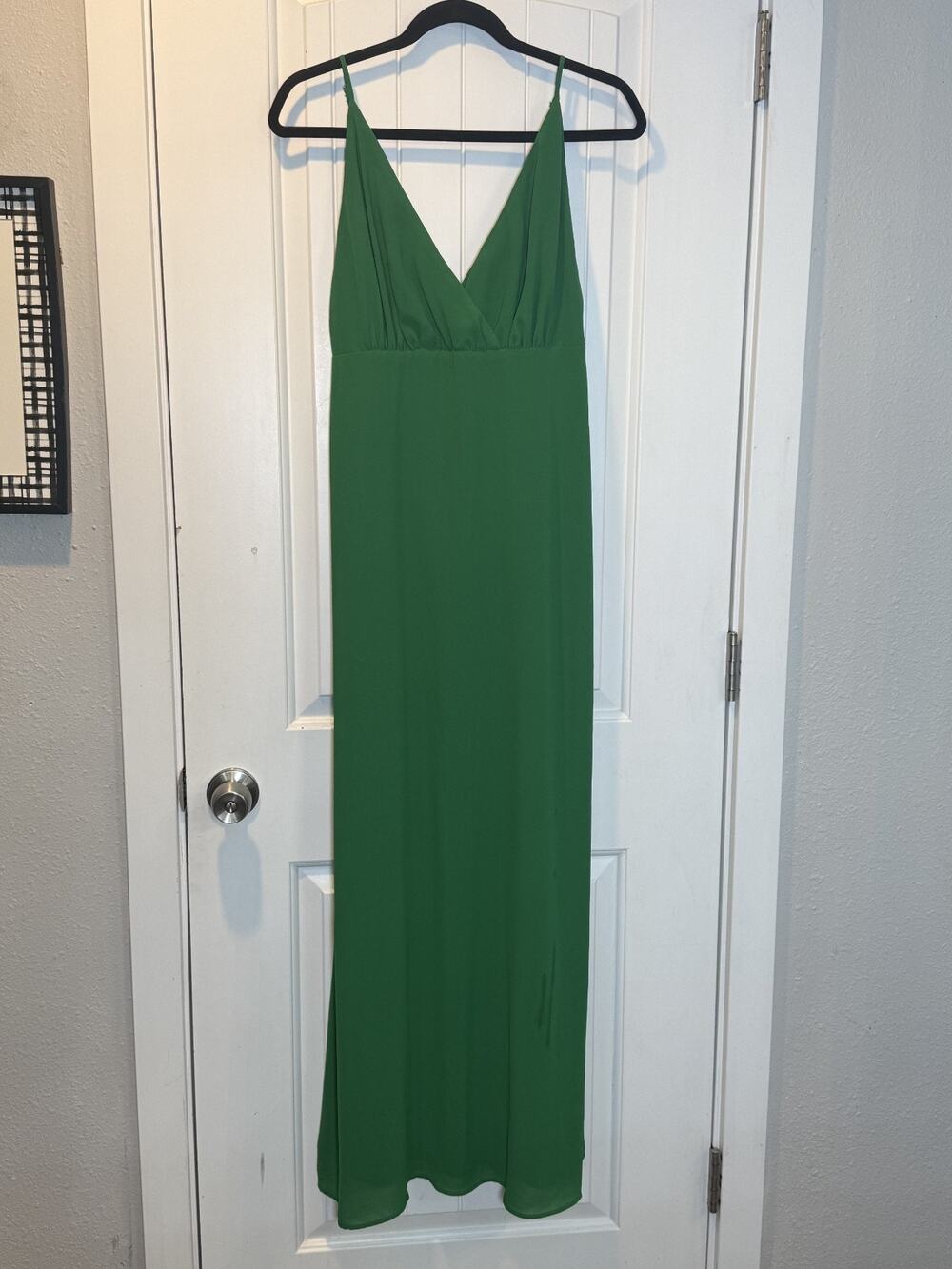 E. SSUE Women's Medium Adjustablel Straps Kelly Green Maxi Dress